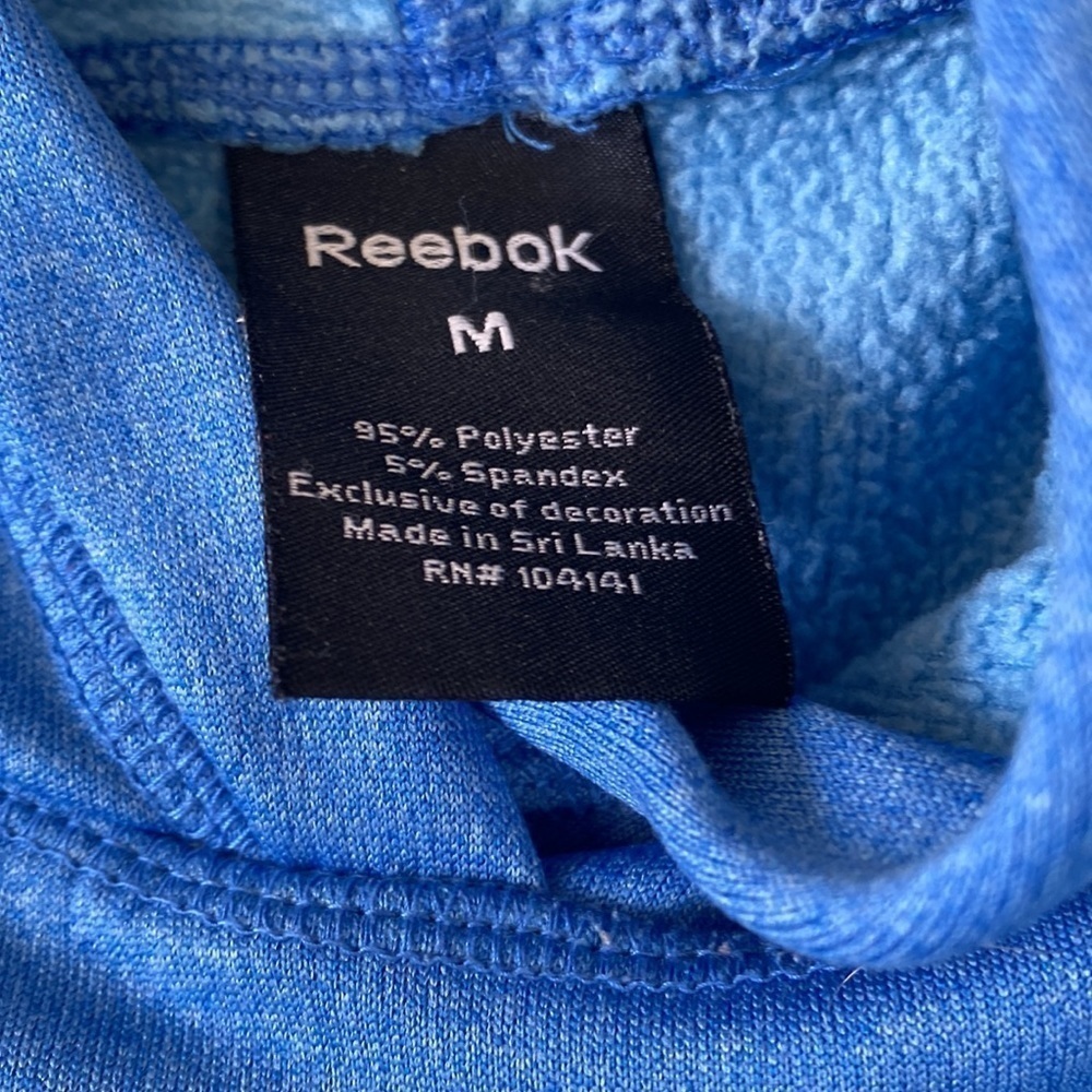 Reebok Hooded Sweatshirt Size Medium - Picture 2 of 4